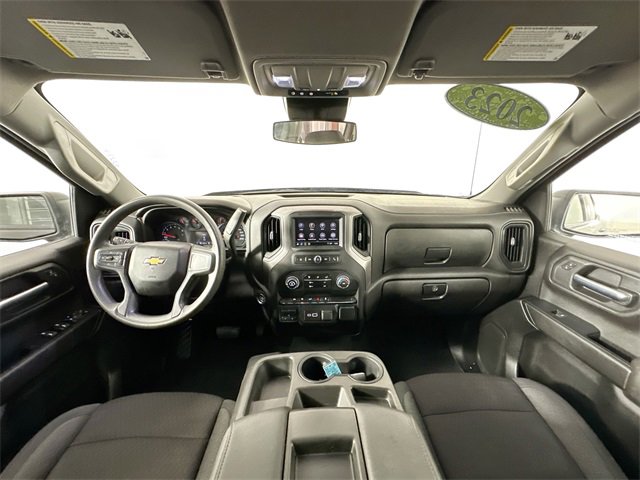 Used 2023 Chevrolet Silverado 1500 Custom image 3