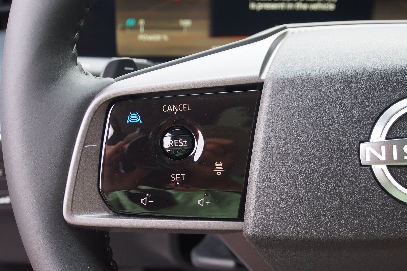 New 2026 Nissan Leaf Platinum+ FWD image 21