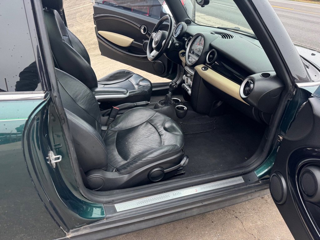 Used 2009 MINI Cooper S image 17