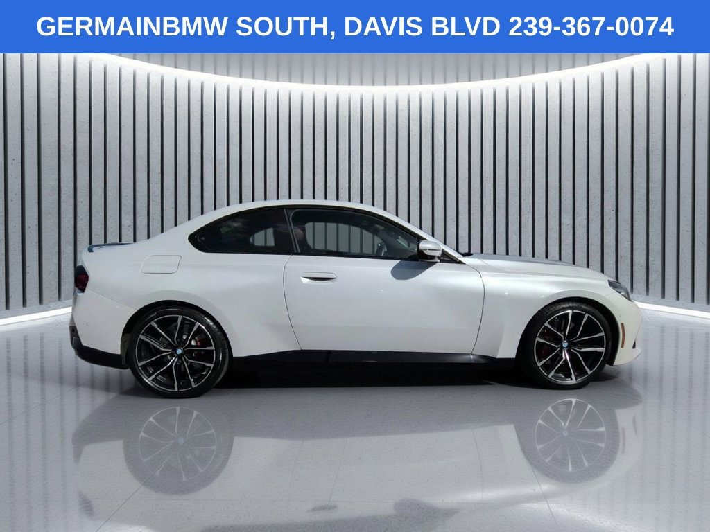 Certified 2024 BMW 230i Coupe w/ Premium Package RWD image 4