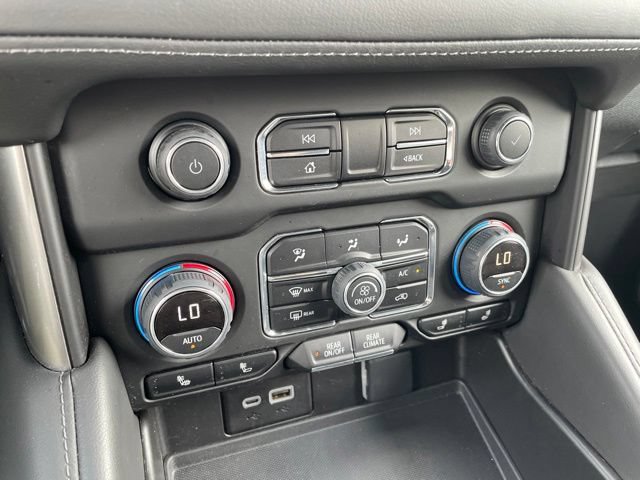 Used 2024 Chevrolet Tahoe LT AWD/4WD image 26