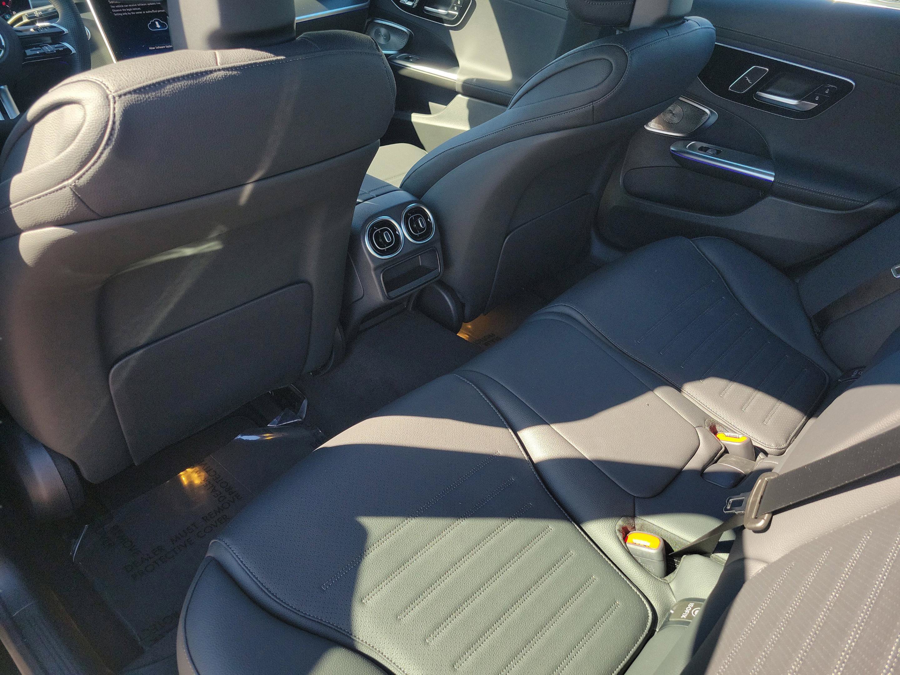 Certified 2026 Mercedes-Benz C 300 Sedan image 8