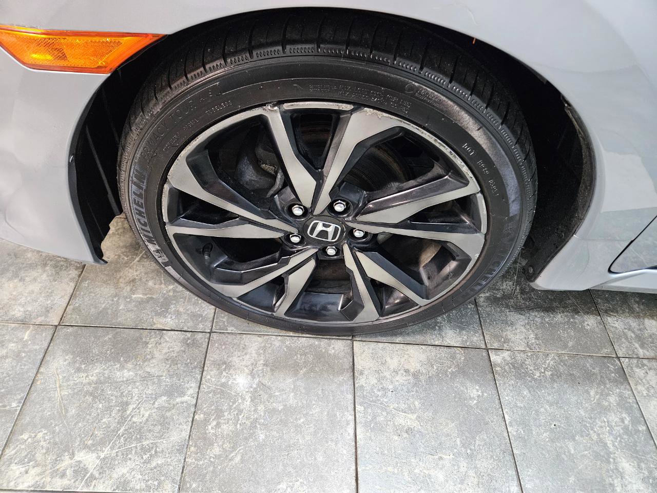 Used 2019 Honda Civic Sport image 26