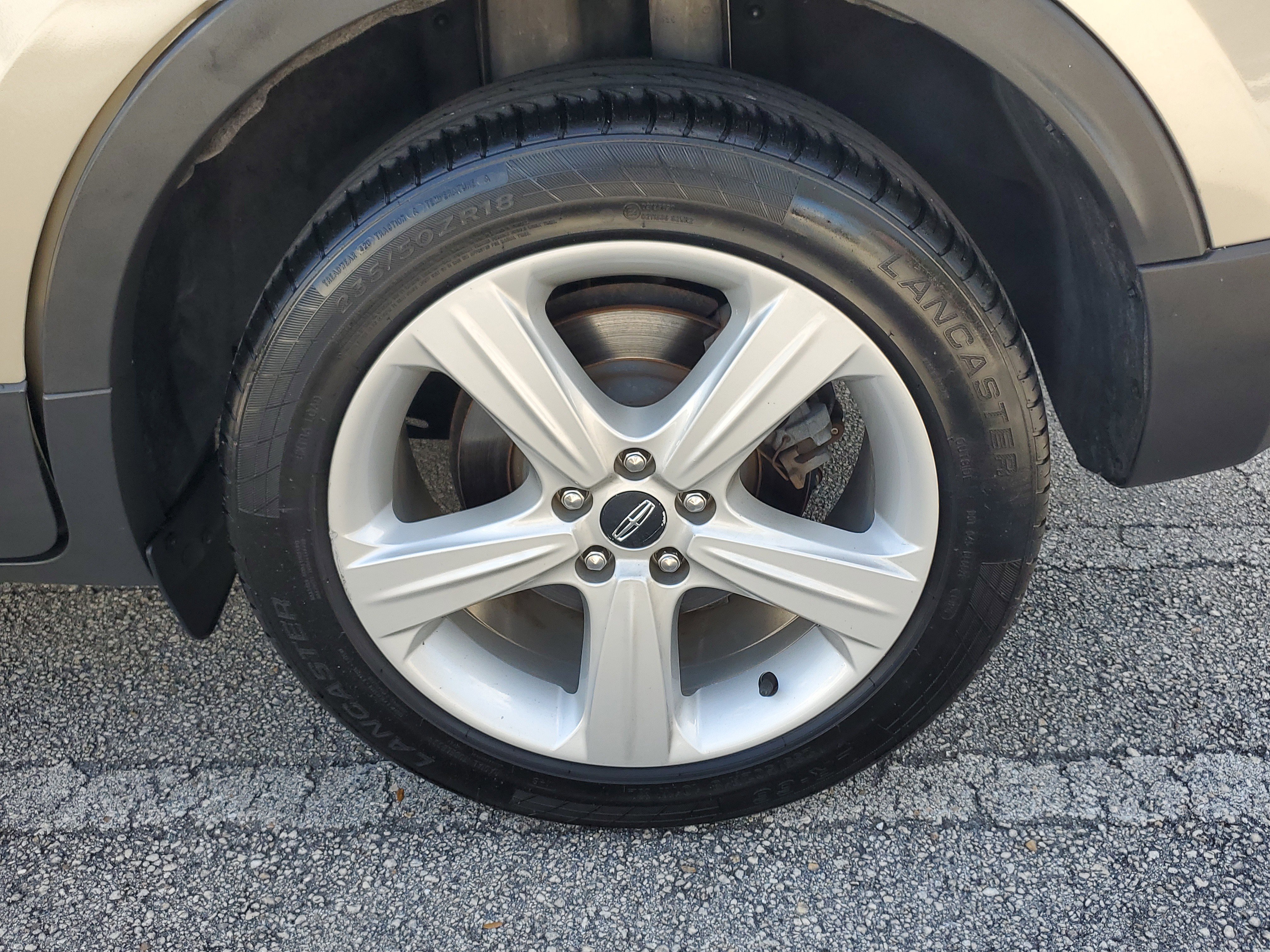 Used 2017 Lincoln MKC Premiere image 7