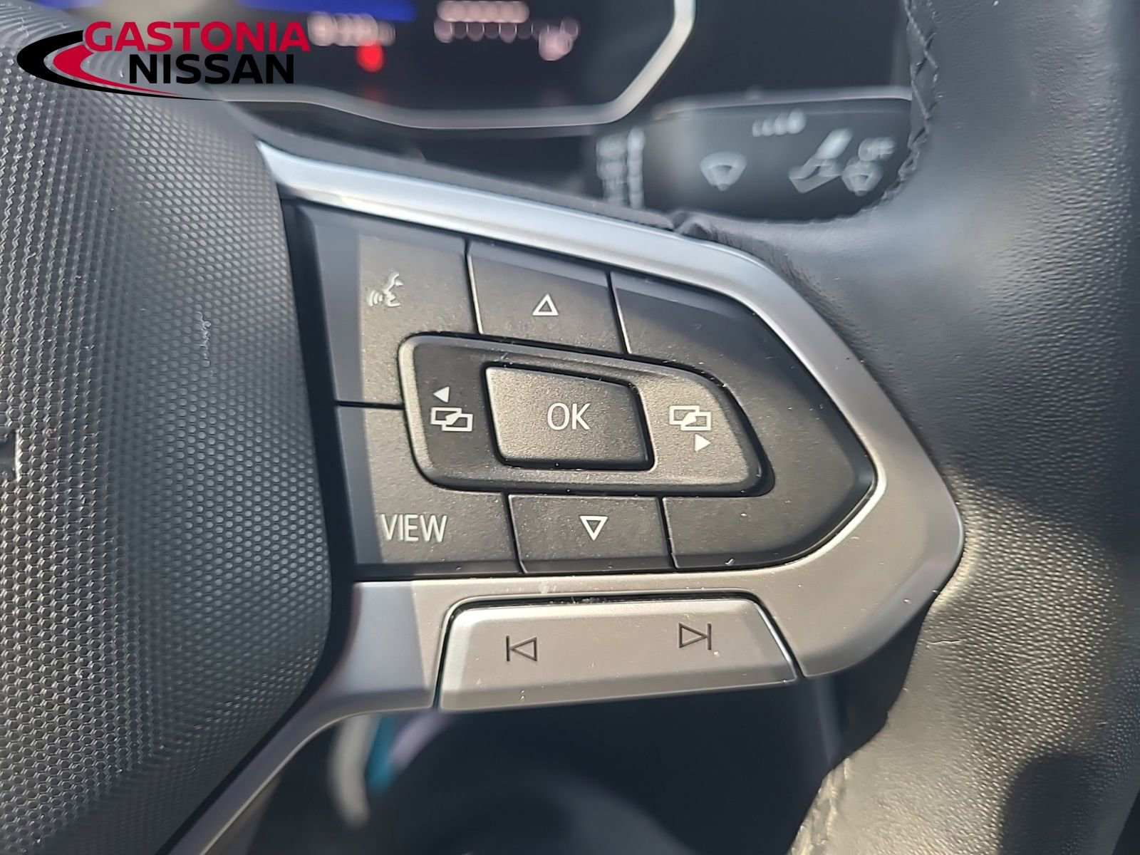 Used 2024 Volkswagen Jetta SE image 35