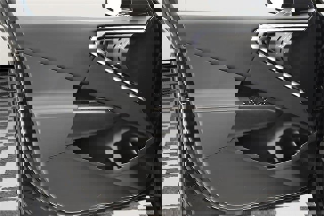 Used 2025 BMW X3 xDrive30i w/ Convenience Package image 23