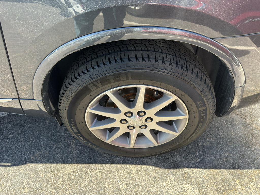 Used 2014 Buick Enclave Leather AWD/4WD image 37