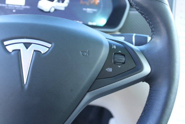 Used 2019 Tesla Model X 75D AWD/4WD image 19