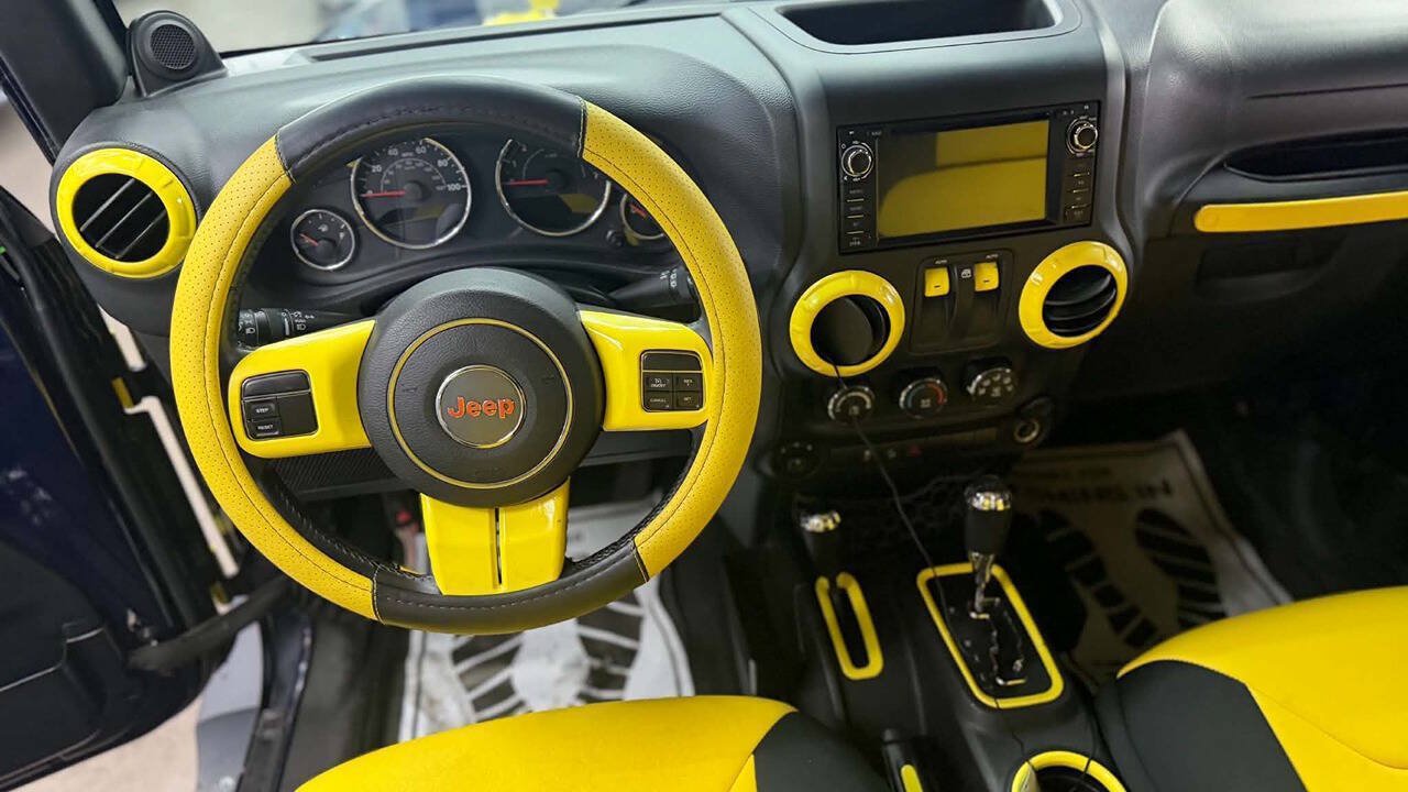 Used 2013 Jeep Wrangler Sport AWD/4WD image 15