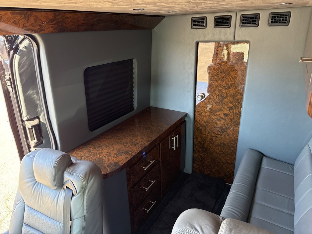 Used 2016 Ford Transit 250 148 Medium Roof image 23