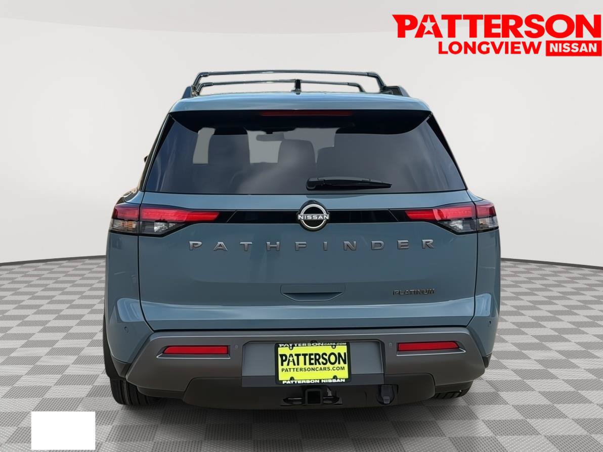 Used 2026 Nissan Pathfinder Platinum FWD image 3