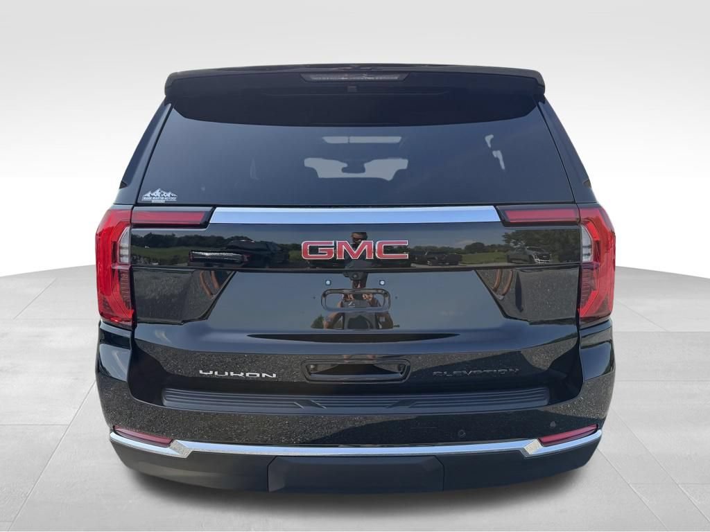 Used 2025 GMC Yukon XL Elevation AWD/4WD image 19