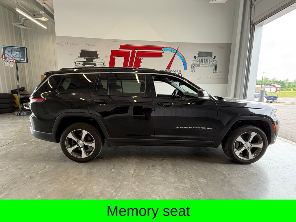 Used 2025 Jeep Grand Cherokee L Limited w/ Luxury Tech Group II AWD/4WD image 5