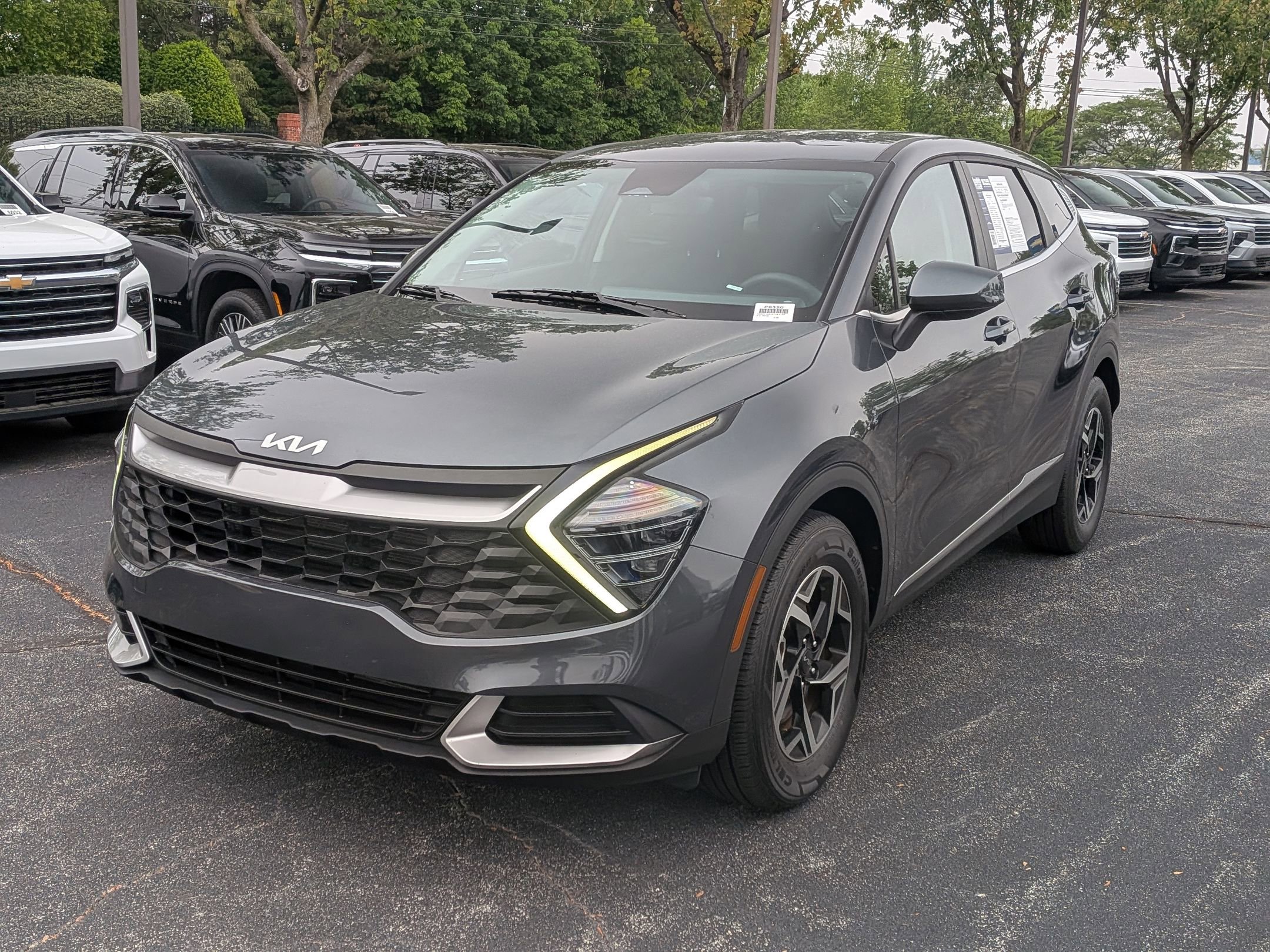 Used 2024 Kia Sportage LX FWD image 5