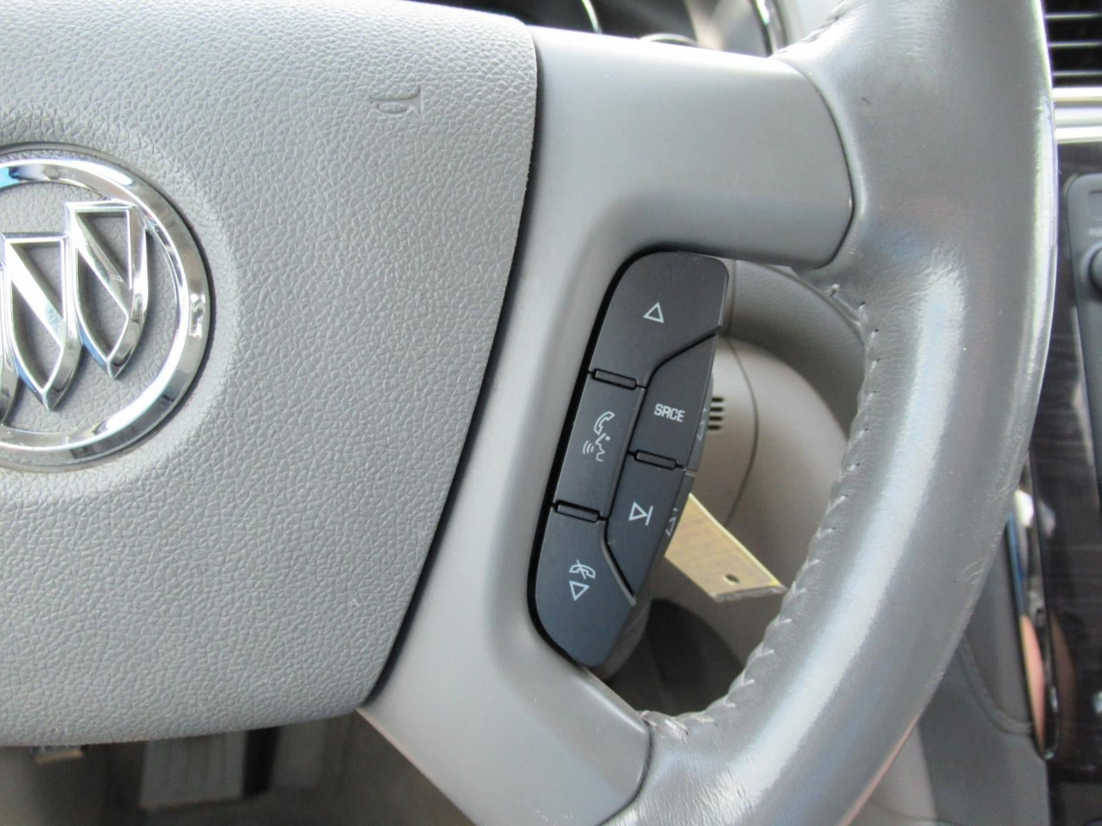 Used 2016 Buick Enclave Convenience FWD image 25
