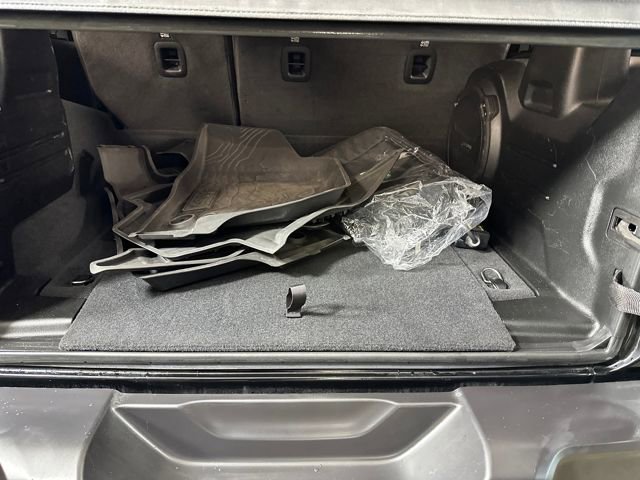 Used 2023 Jeep Wrangler Unlimited image 26