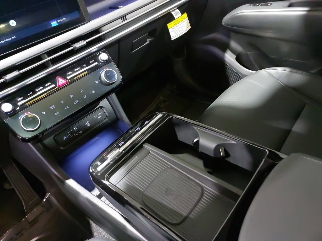 Certified 2025 Hyundai Tucson SEL AWD/4WD image 25