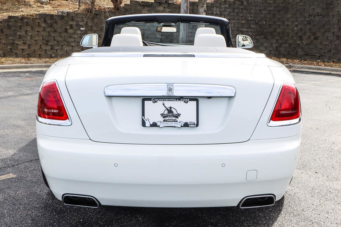 Used 2019 Rolls-Royce Dawn image 22