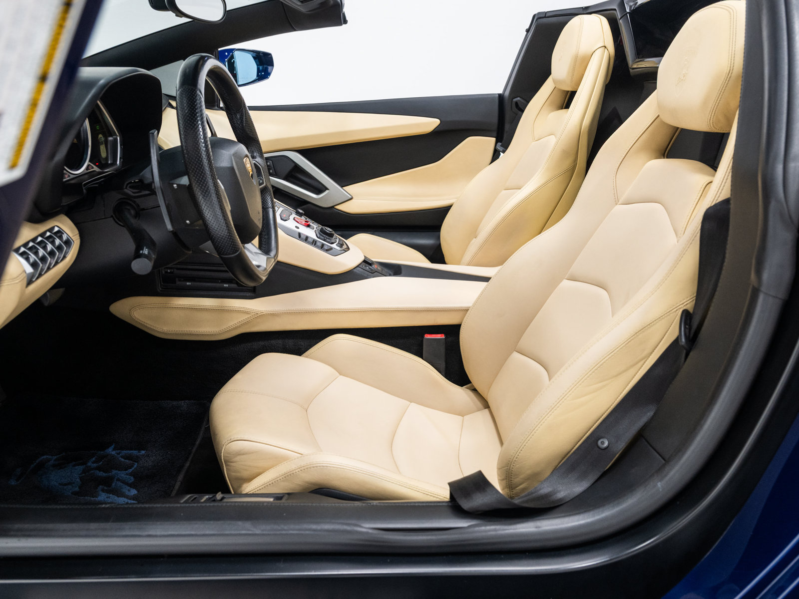 Used 2013 Lamborghini Aventador LP 700-4 AWD/4WD image 28