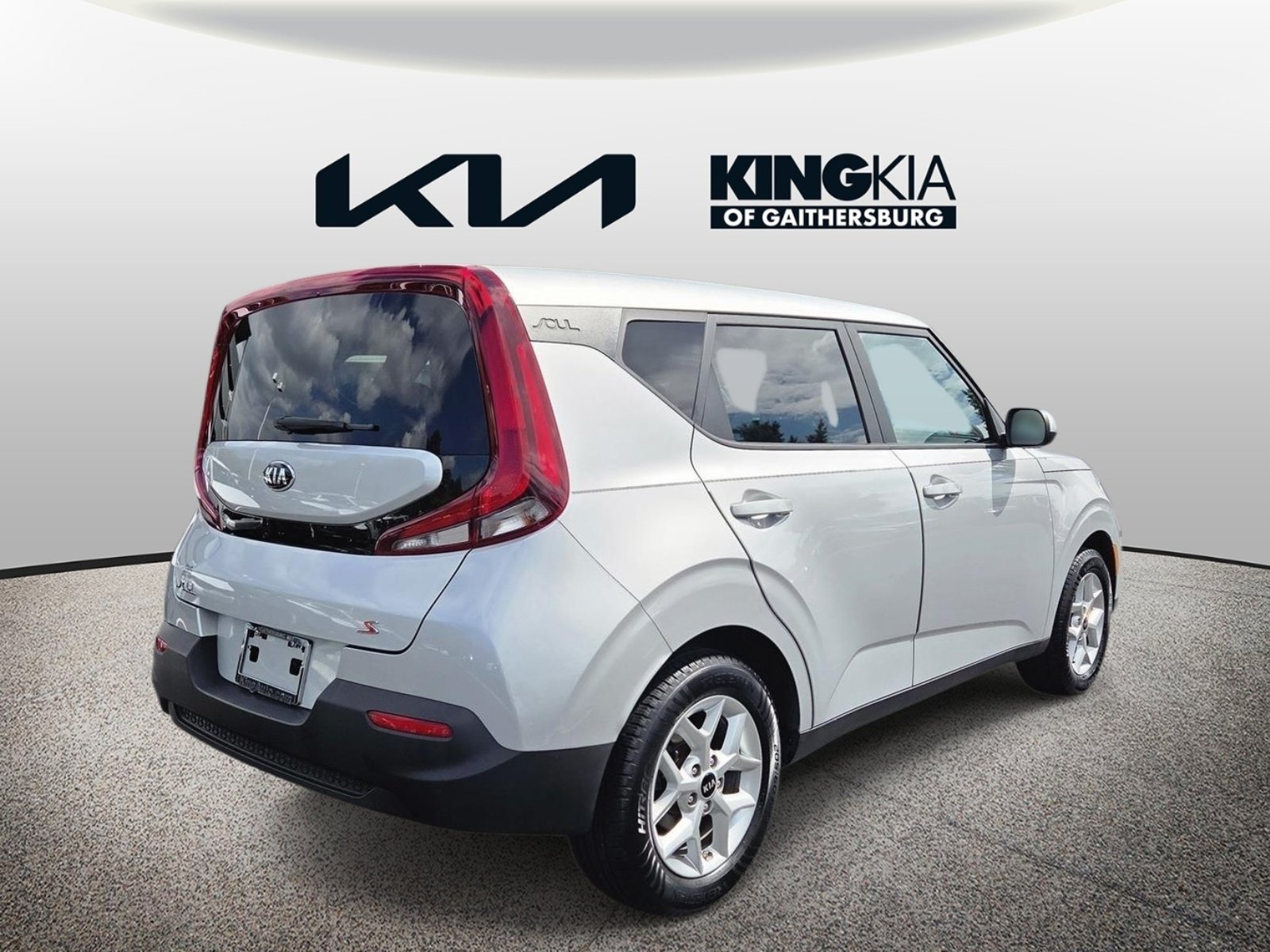Used 2020 Kia Soul S FWD image 3