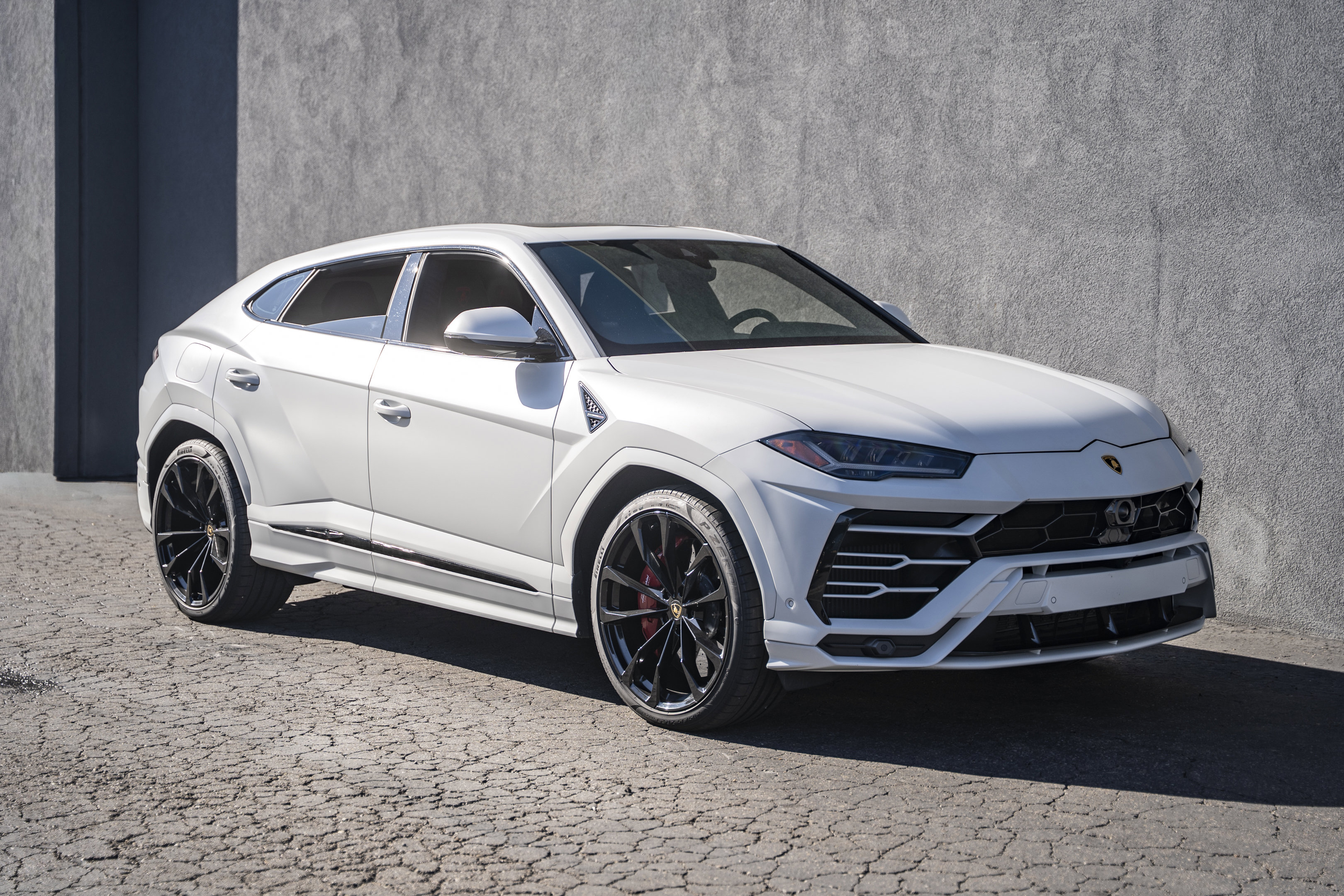Used 2021 Lamborghini Urus AWD image 7