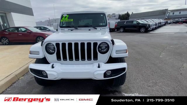 Used 2022 Jeep Wrangler Unlimited Sahara image 3