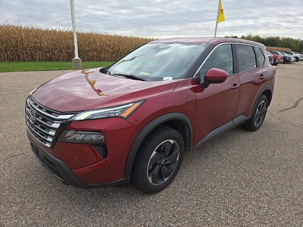 Used 2024 Nissan Rogue SV image 12