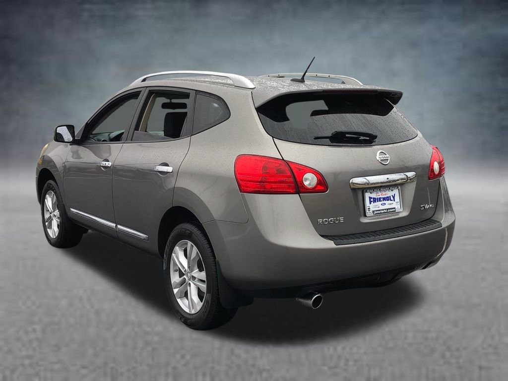 Used 2013 Nissan Rogue SV w/ Premium Pkg image 5
