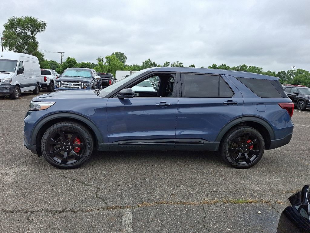 Used 2021 Ford Explorer ST w/ ST Street Pack image 7