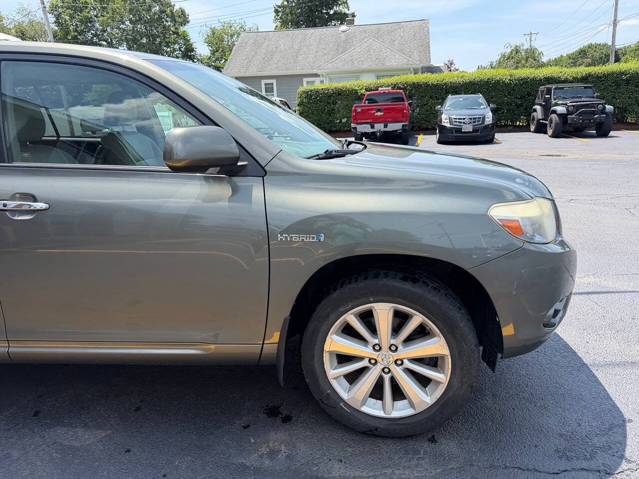 Used 2010 Toyota Highlander Limited AWD/4WD image 8