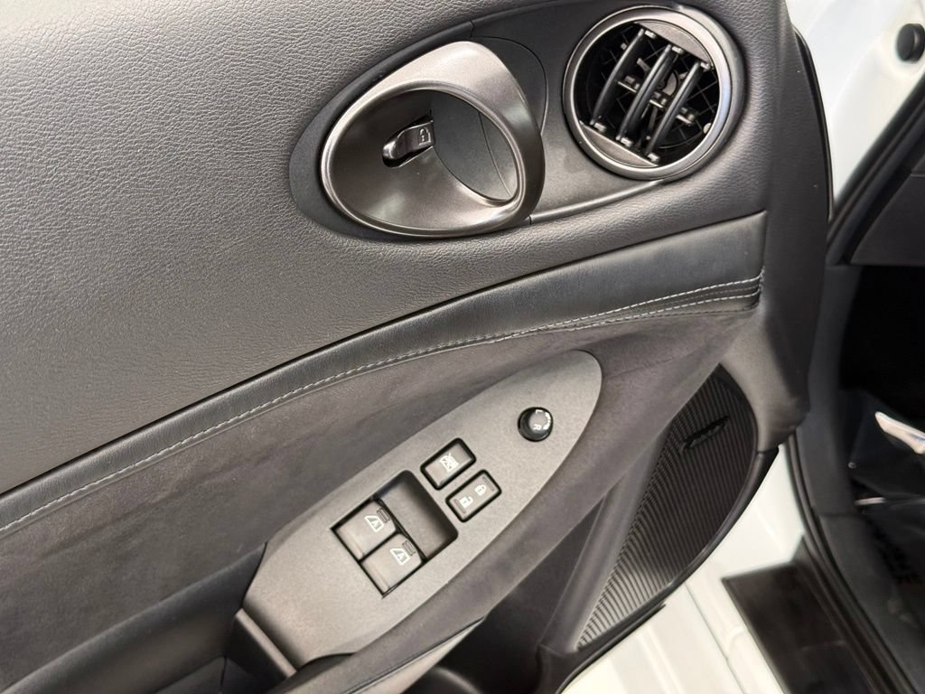 Used 2024 Nissan Z NISMO w/ Floor Mat Package RWD image 17