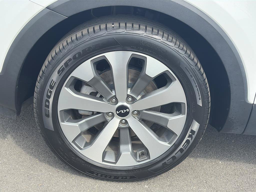 Used 2022 Kia Telluride EX w/ EX Premium Package FWD image 29