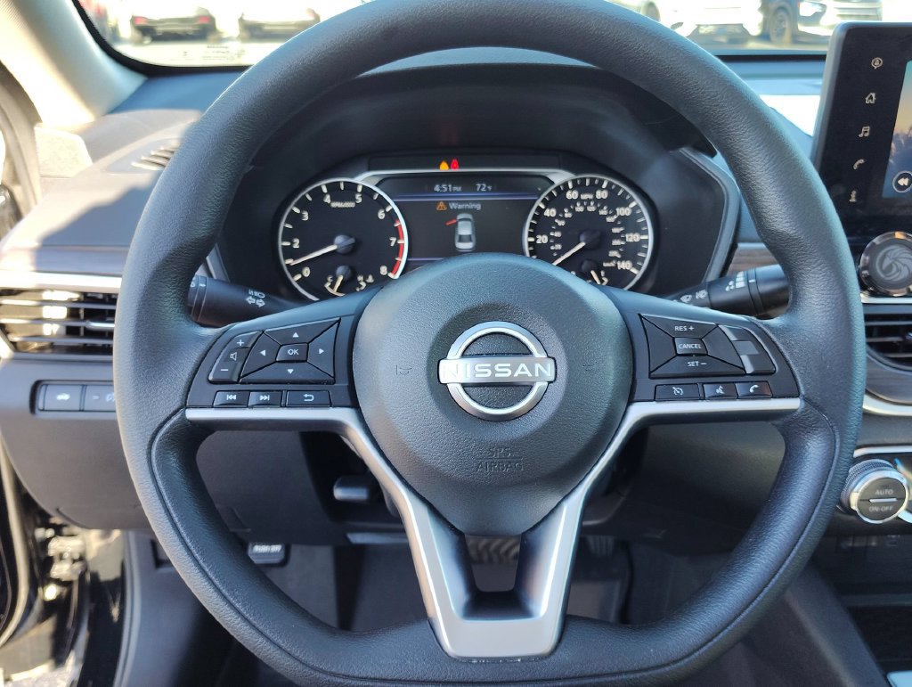 Used 2025 Nissan Altima 2.5 SV w/ SV Special Edition Package FWD image 15