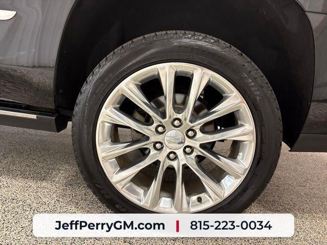 Used 2020 Cadillac Escalade Premium Luxury AWD/4WD image 36