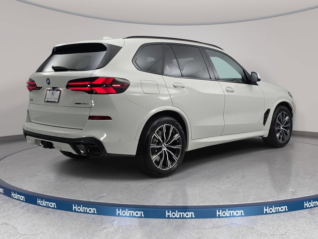 New 2026 BMW X5 xDrive50e w/ M Sport Package AWD/4WD image 5