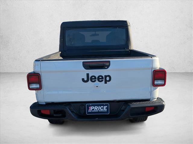 Used 2022 Jeep Gladiator Sport image 6
