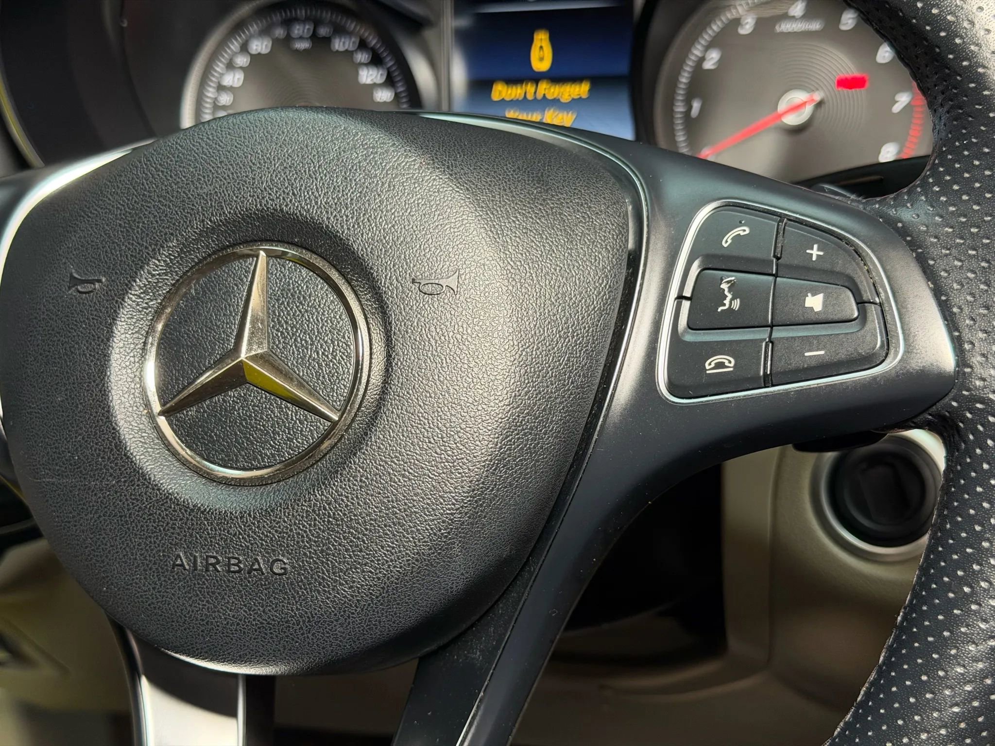 Used 2019 Mercedes-Benz GLC 300 image 41