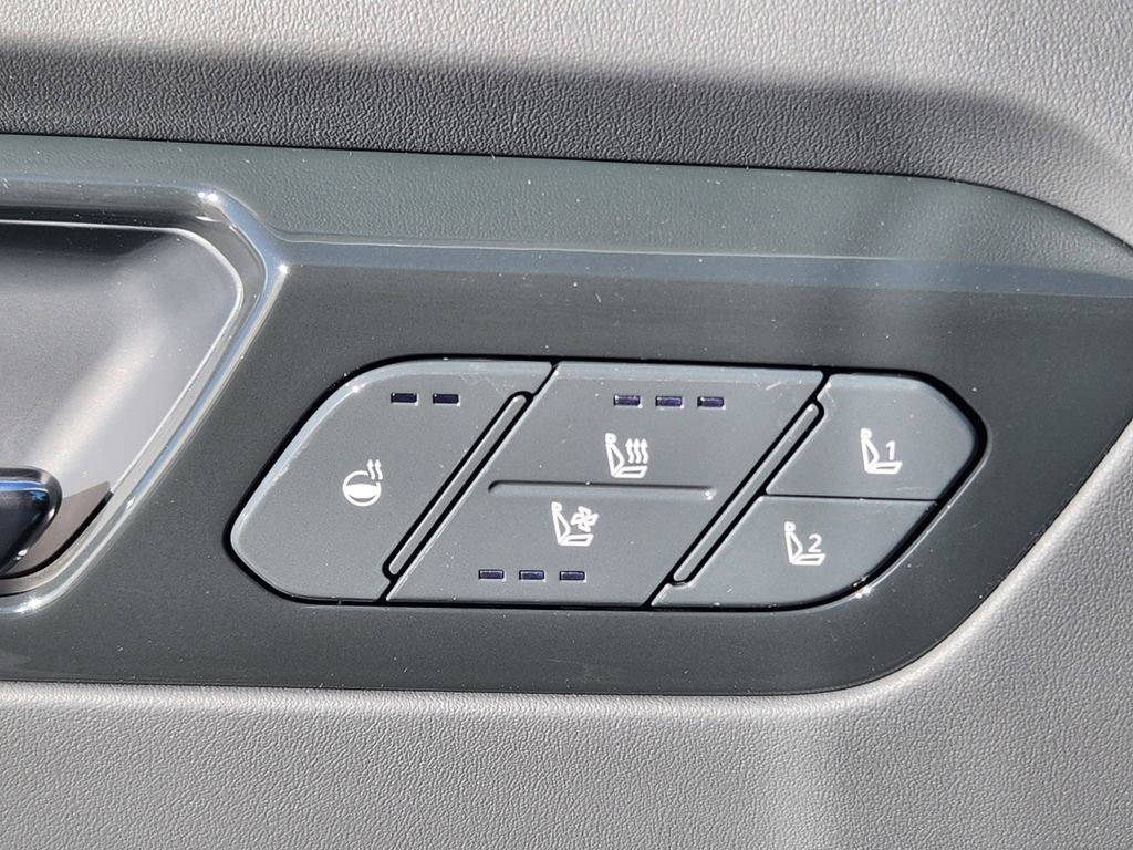 New 2026 Kia EV9 Land w/ Nightfall Edition Package image 16