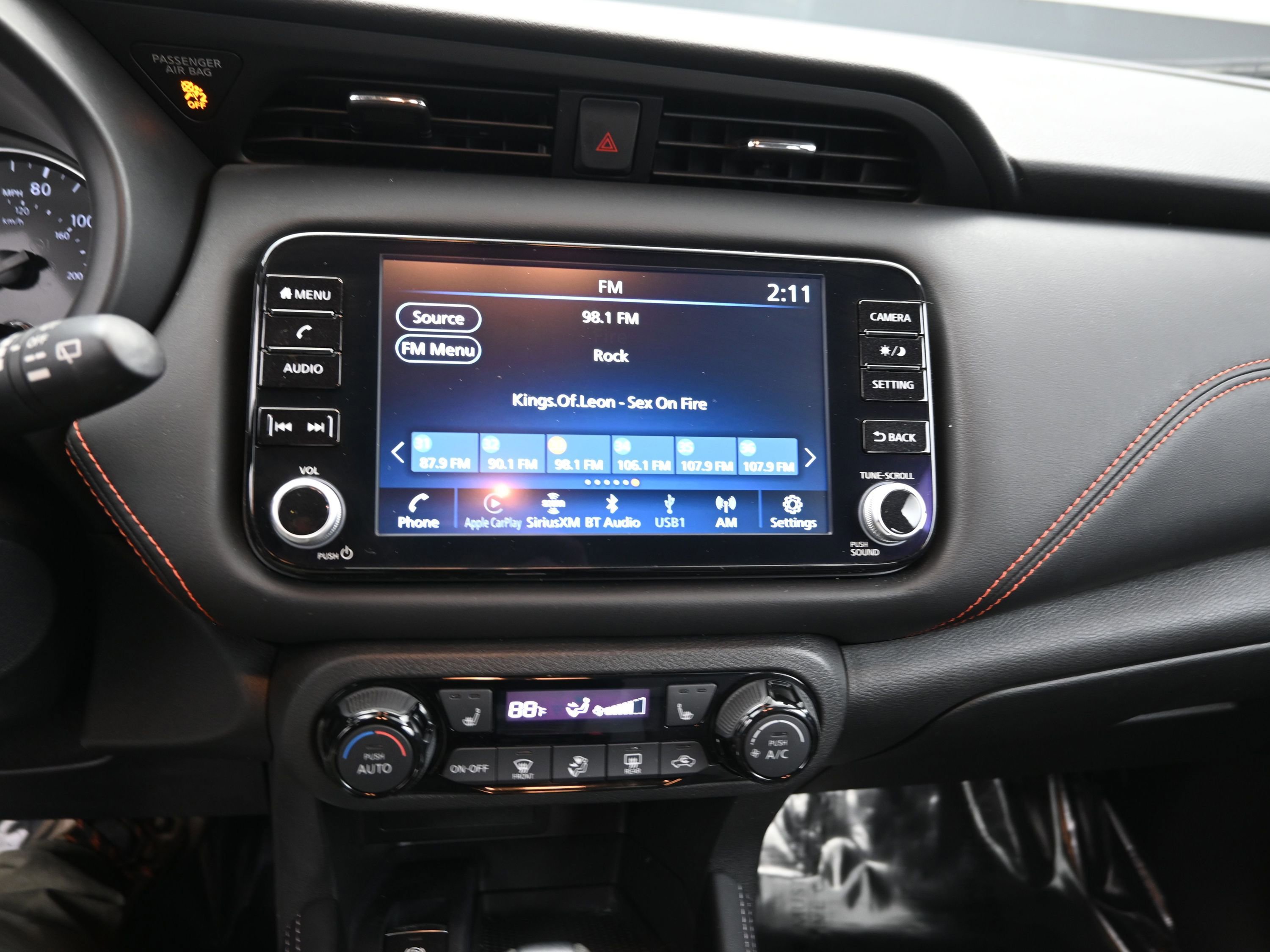 Certified 2024 Nissan Kicks SR w/ SR Premium Package image 16