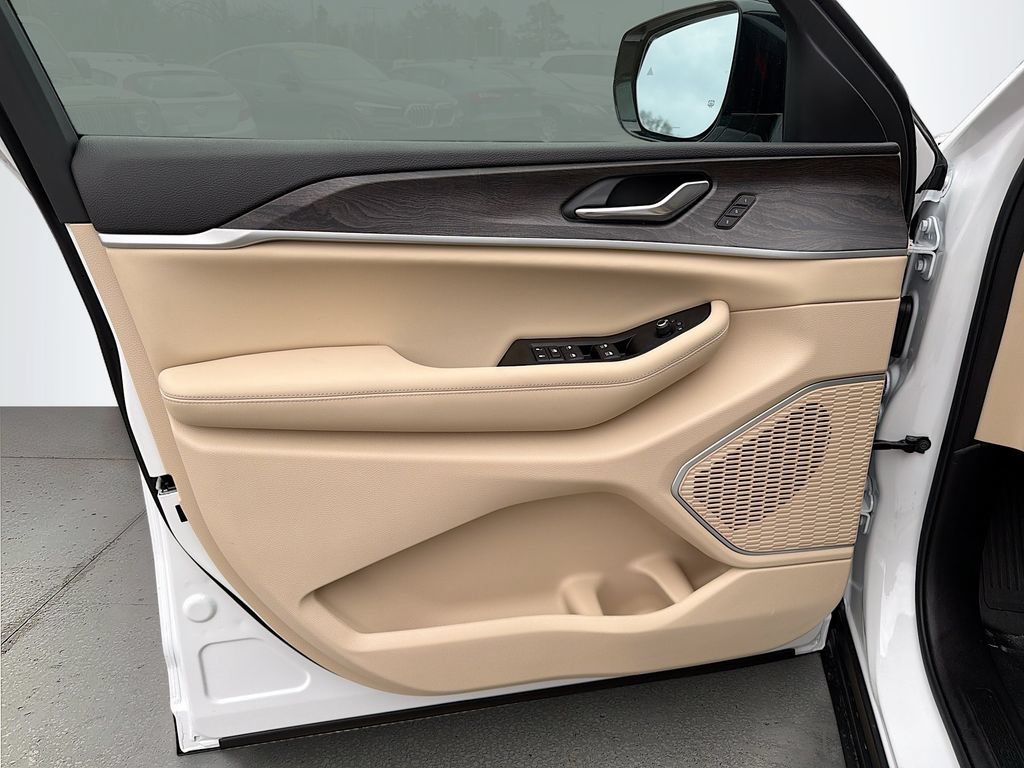 New 2026 Jeep Grand Cherokee Limited AWD/4WD image 21