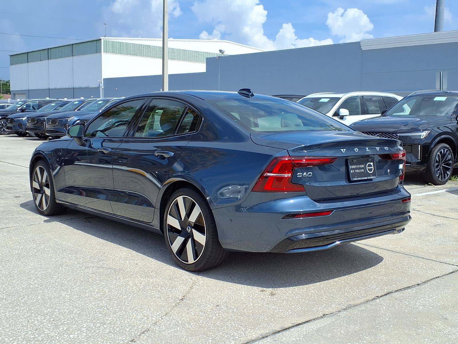Certified 2024 Volvo S60 T8 Plus w/ Climate Package AWD/4WD image 5