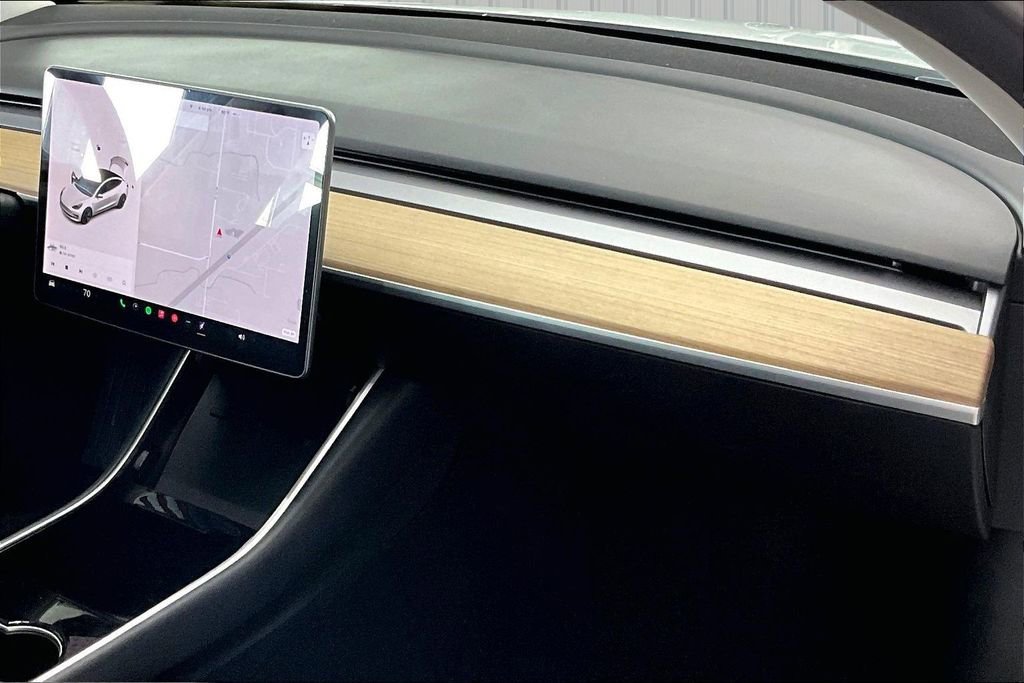 Used 2018 Tesla Model 3 Long Range image 24