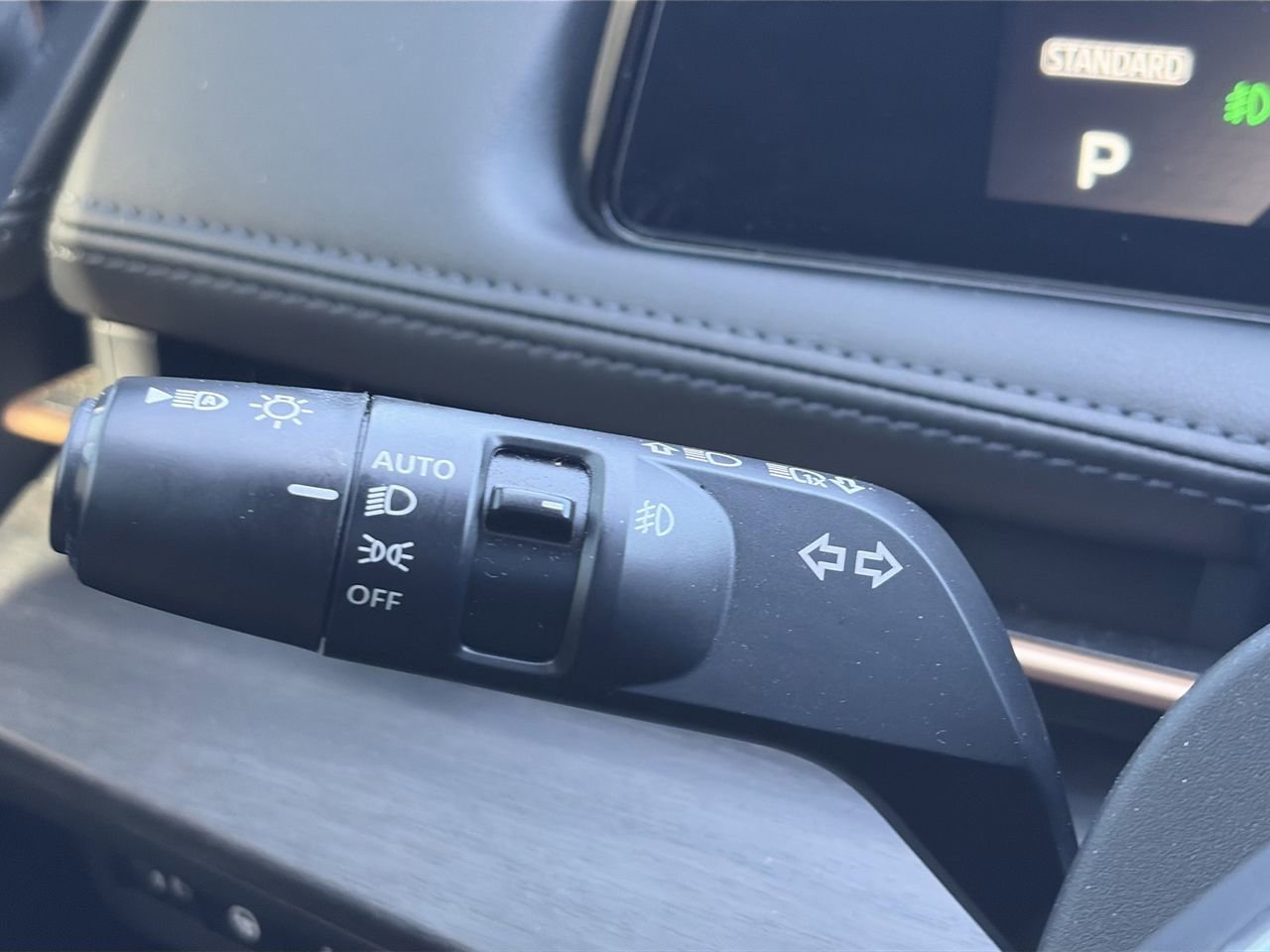 Certified 2024 Nissan Ariya FWD image 22