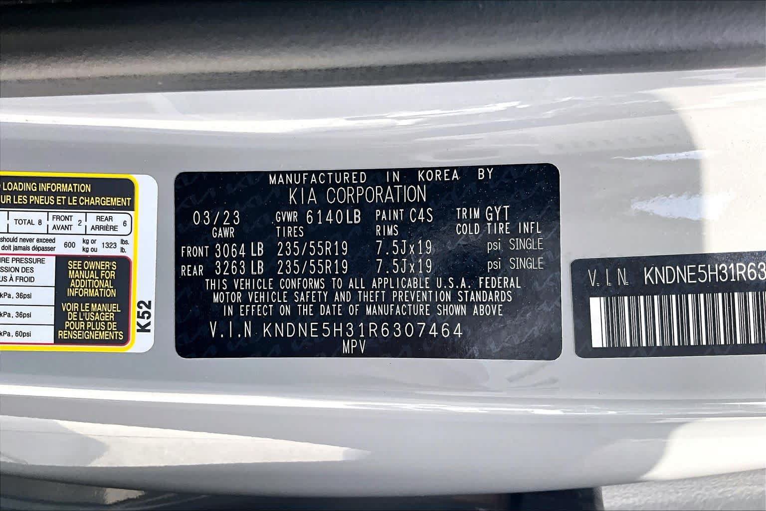 Certified 2024 Kia Carnival SX FWD image 33