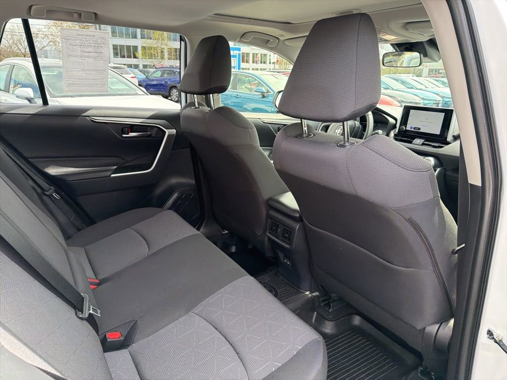 Used 2025 Toyota RAV4 XLE w/ Convenience Package AWD/4WD image 12
