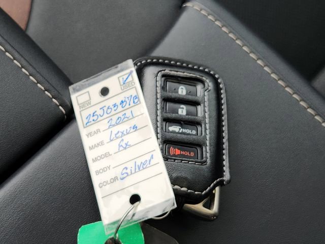 Used 2021 Lexus RX 350L Premium w/ Premium Package image 34