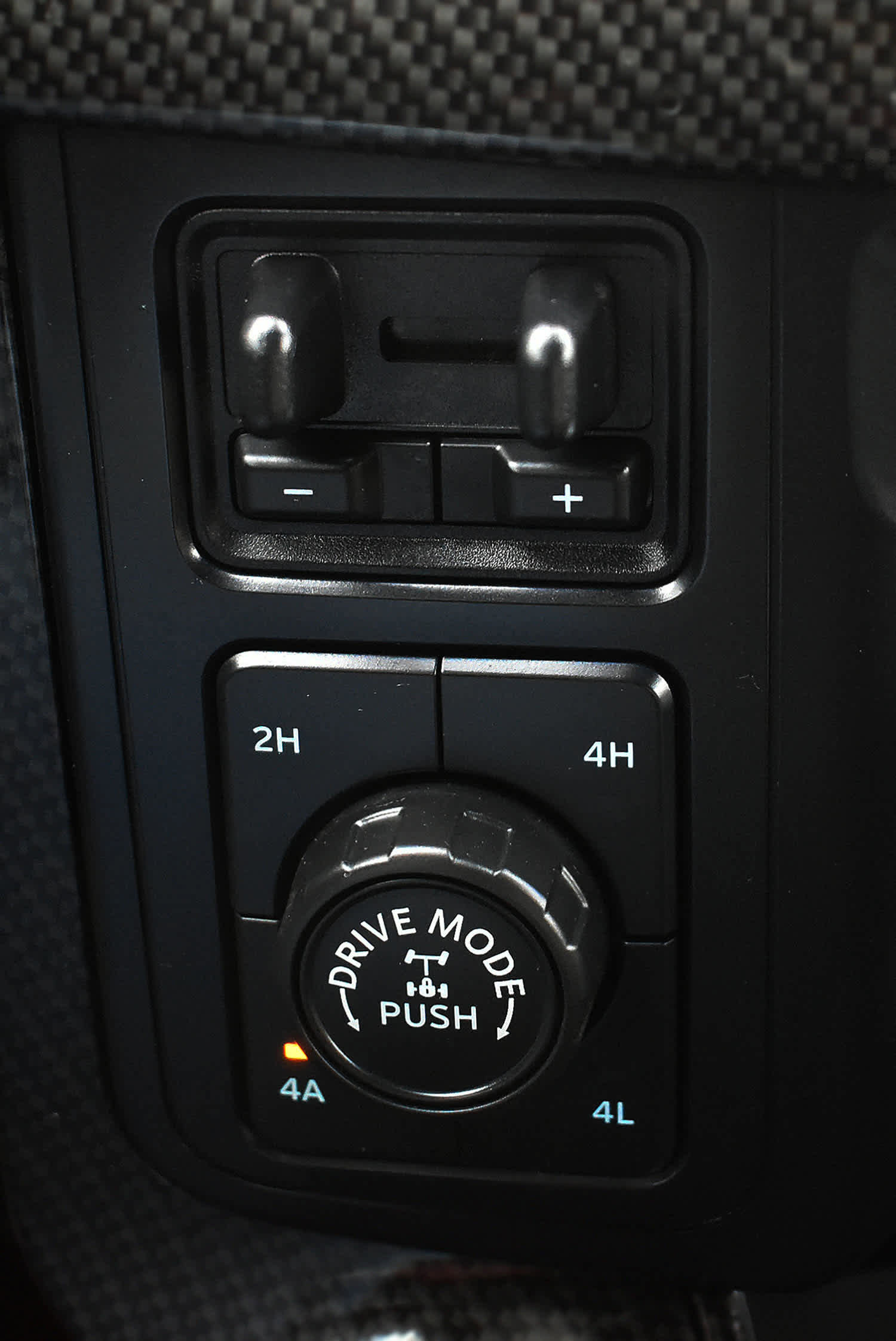 Used 2023 Ford F150 Lariat w/ Equipment Group 502A High image 33