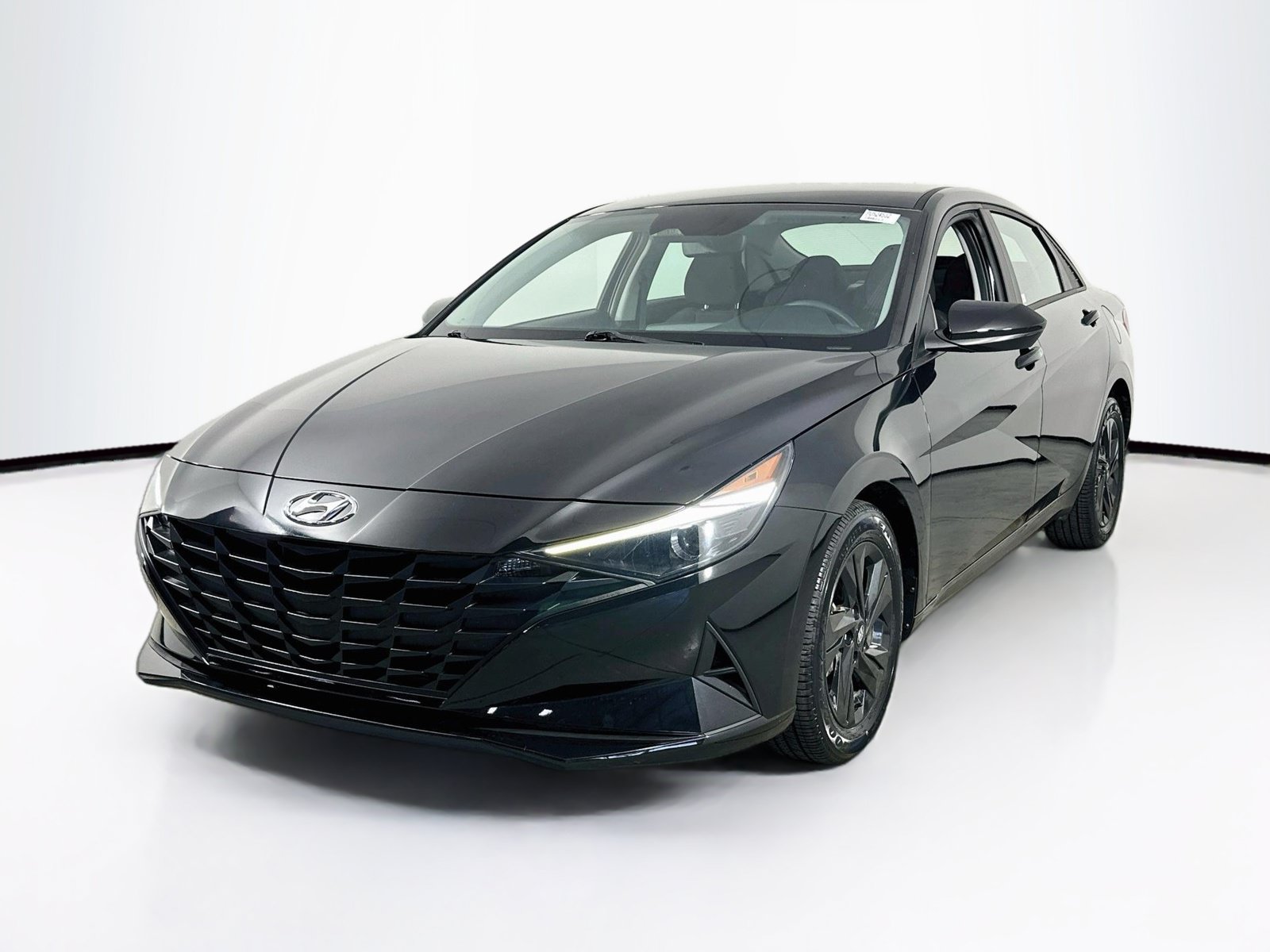 Used 2023 Hyundai Elantra SEL