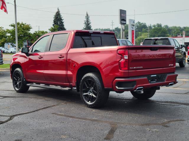 Used 2024 Chevrolet Silverado 1500 RST w/ Convenience Package II AWD/4WD image 3