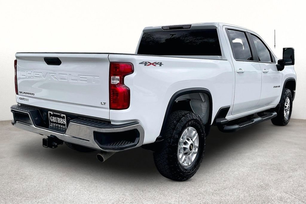 Used 2020 Chevrolet Silverado 2500 LT AWD/4WD image 2